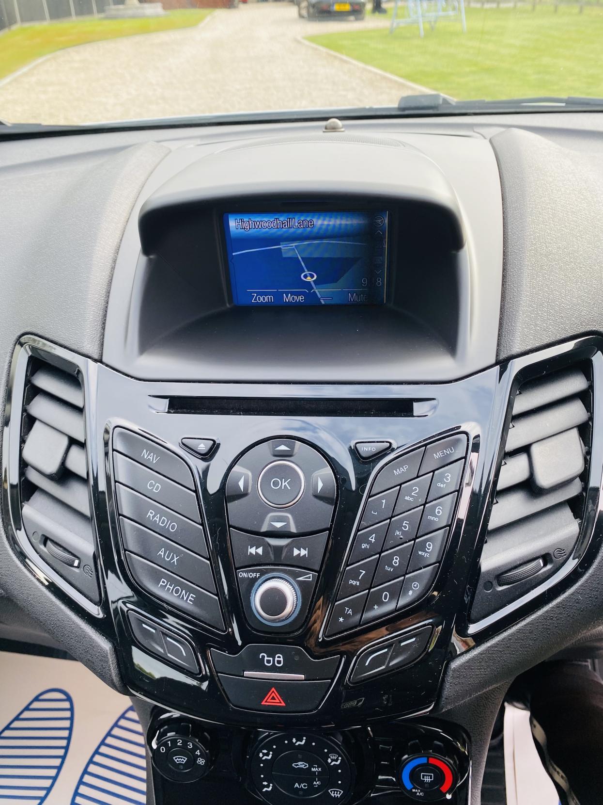 Ford Fiesta 1.25 Zetec Hatchback 5dr Petrol Manual Euro 6 (82 ps)