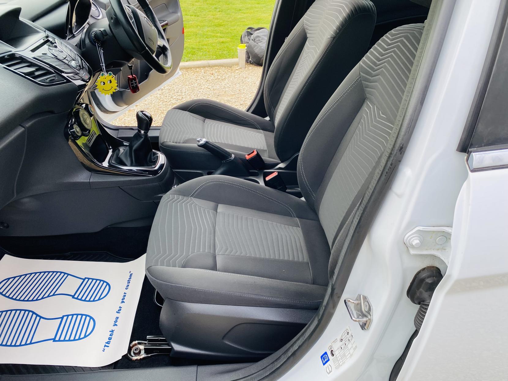 Ford Fiesta 1.25 Zetec Hatchback 5dr Petrol Manual Euro 6 (82 ps)