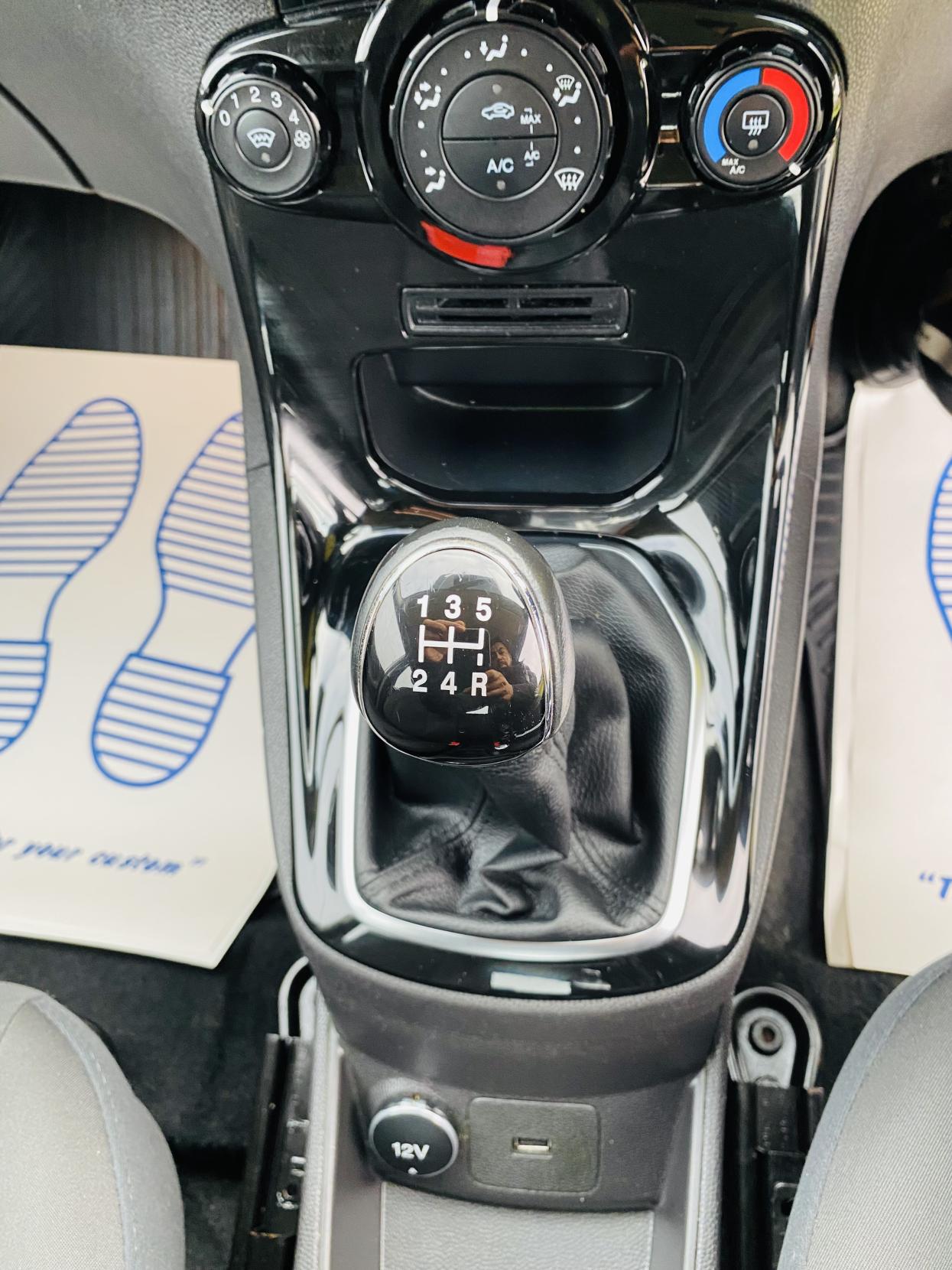 Ford Fiesta 1.25 Zetec Hatchback 5dr Petrol Manual Euro 6 (82 ps)