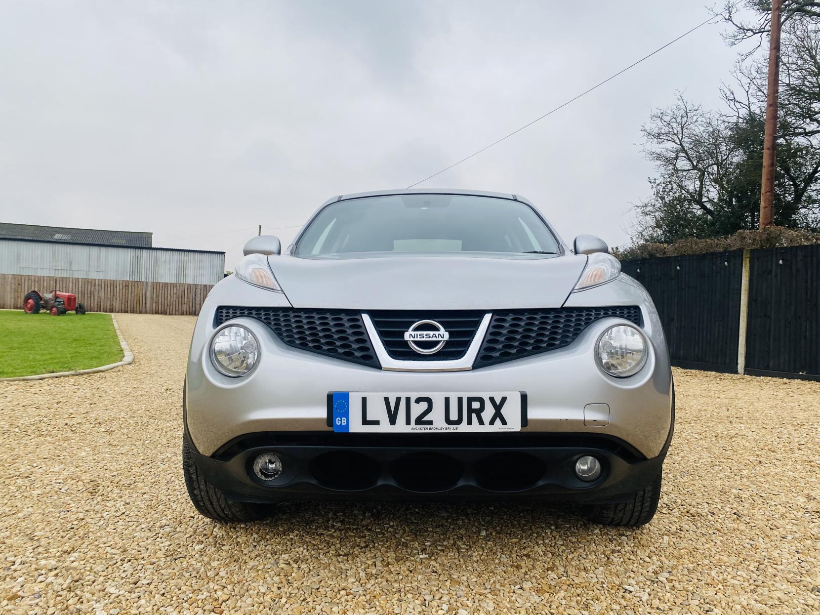 Nissan Juke 1.6 Acenta Premium SUV 5dr Petrol Manual Euro 5 (s/s) (117 ps)