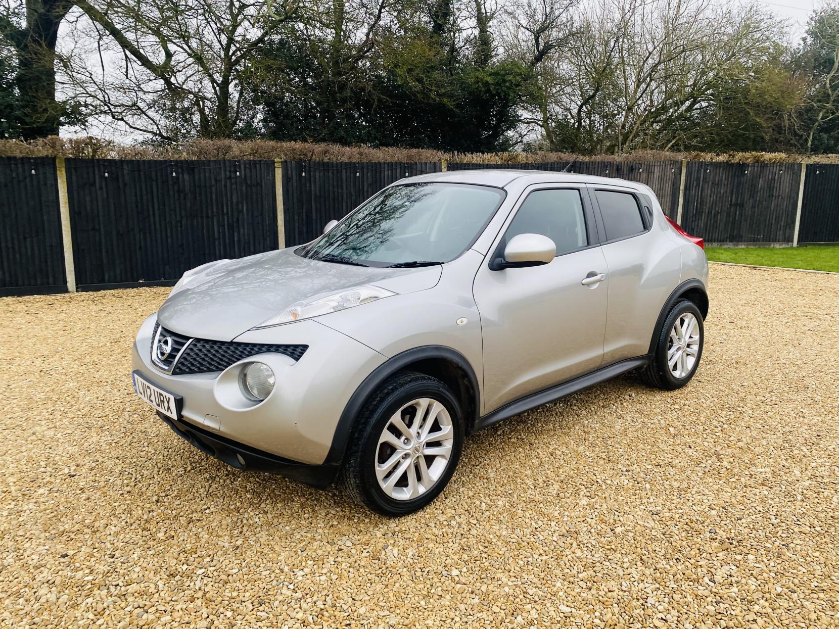 Nissan Juke 1.6 Acenta Premium SUV 5dr Petrol Manual Euro 5 (s/s) (117 ps)