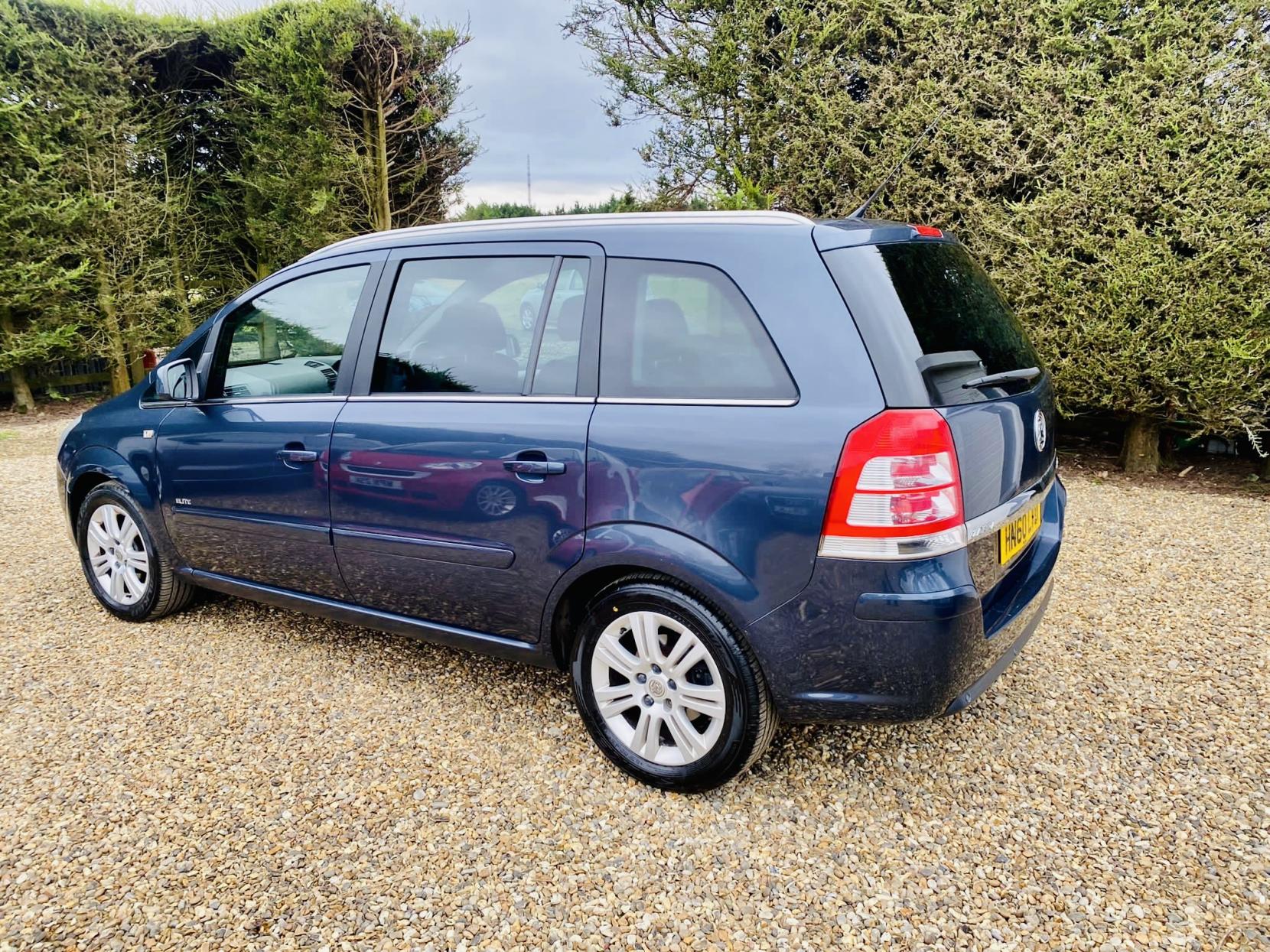 Vauxhall Zafira 1.9 CDTi Elite MPV 5dr Diesel Auto Euro 4 (120 ps)