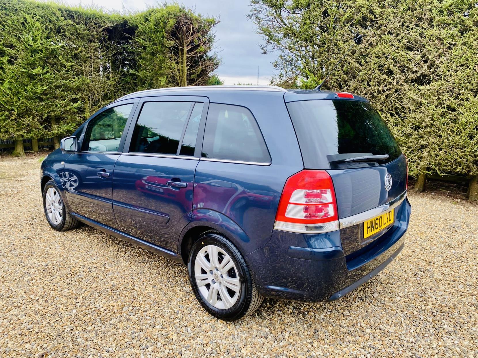 Vauxhall Zafira 1.9 CDTi Elite MPV 5dr Diesel Auto Euro 4 (120 ps)