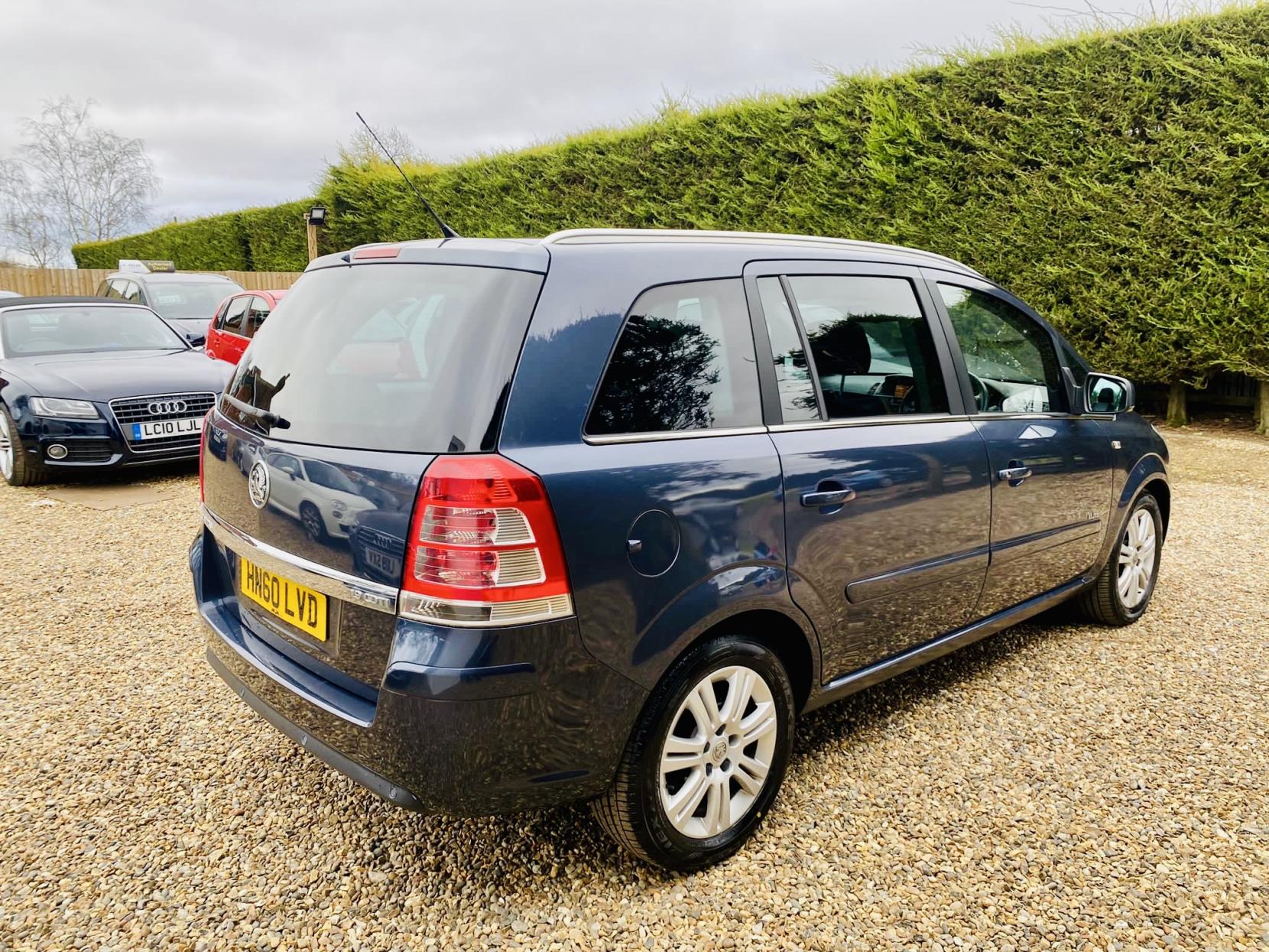 Vauxhall Zafira 1.9 CDTi Elite MPV 5dr Diesel Auto Euro 4 (120 ps)