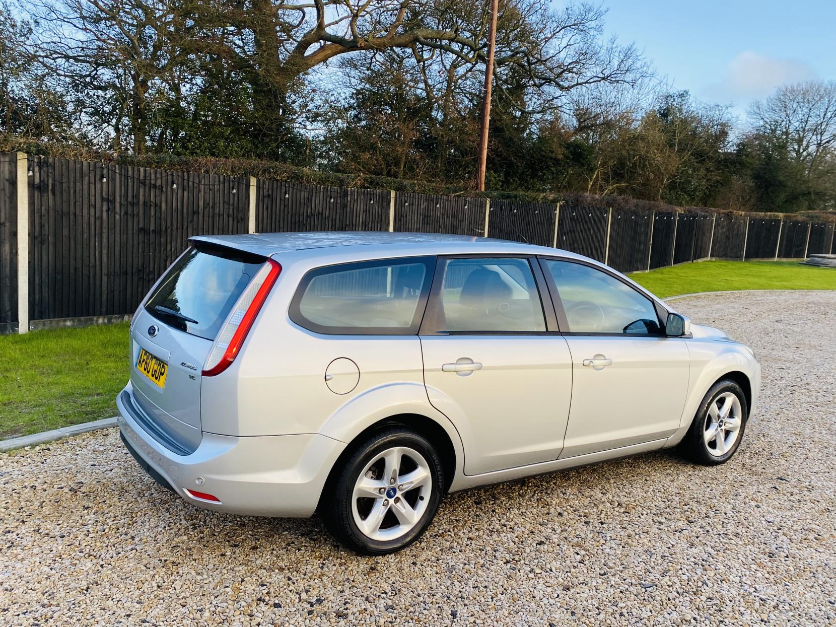 Ford Focus 1.6 Zetec Estate (2007 - 2011)