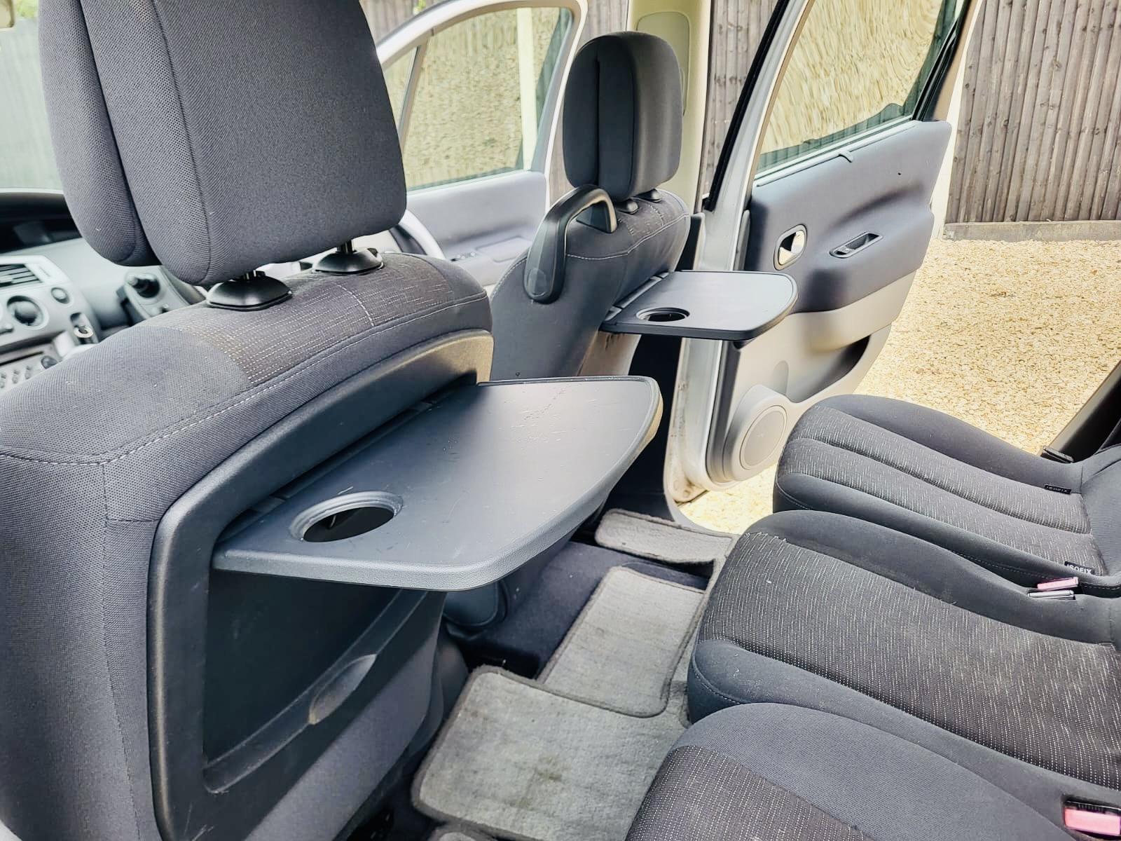 Renault Scenic 1.6 VVT Dynamique MPV 5dr Petrol Automatic (191 g/km, 111 bhp)