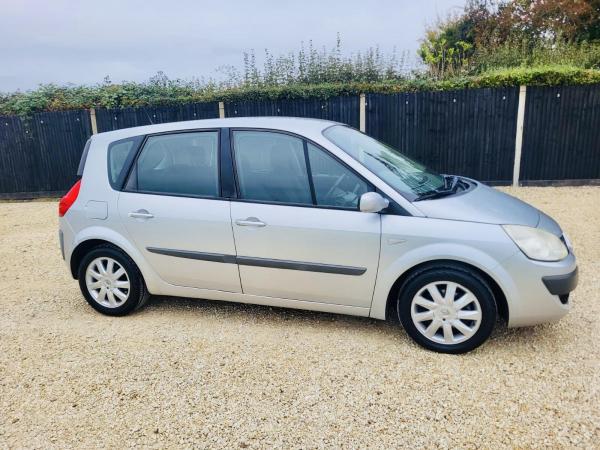 Renault Scenic 1.6 VVT Dynamique MPV 5dr Petrol Automatic (191 g/km, 111 bhp)