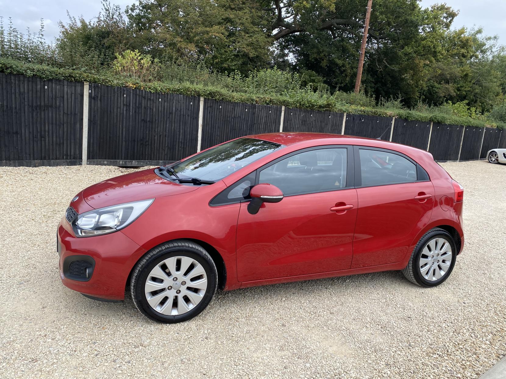 Kia Rio 1.25 2 Hatchback 5dr Petrol Manual Euro 5 (84 bhp)
