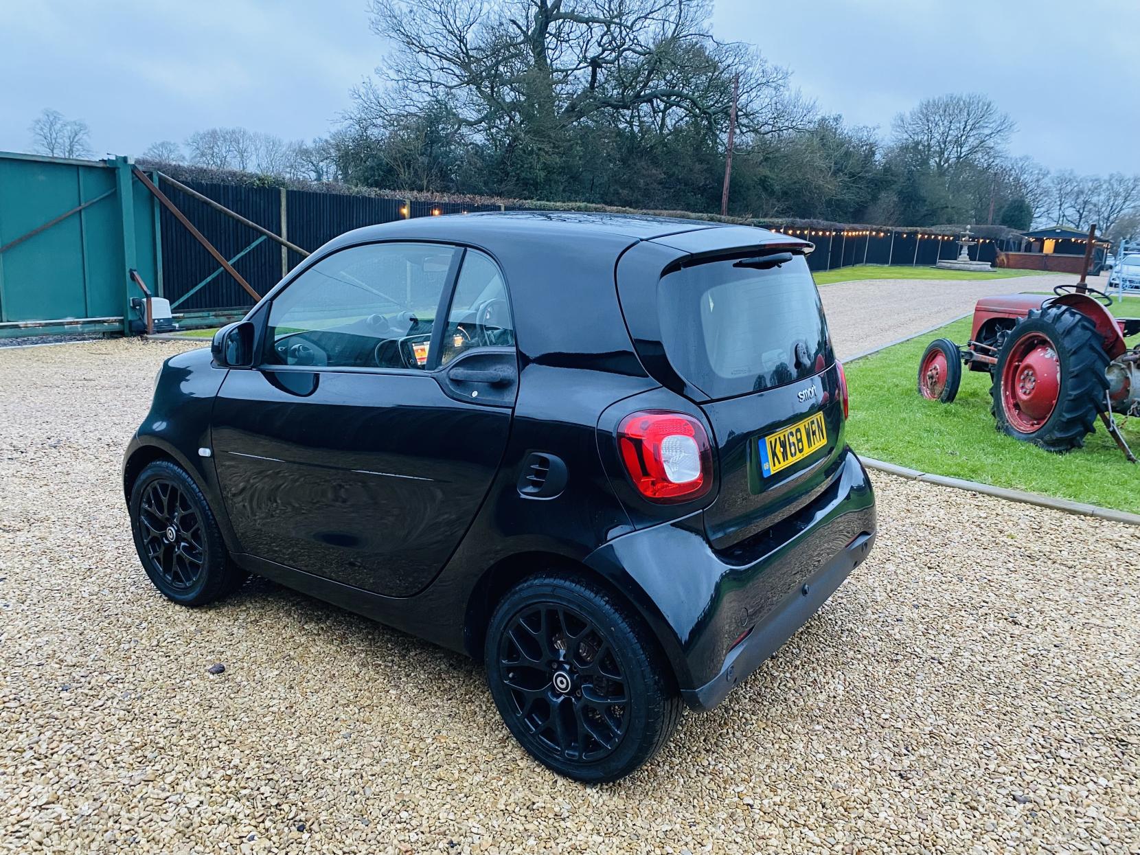 Smart fortwo 0.9T Prime (Premium) Coupe 2dr Petrol Twinamic Euro 6 (s/s) (90 ps)