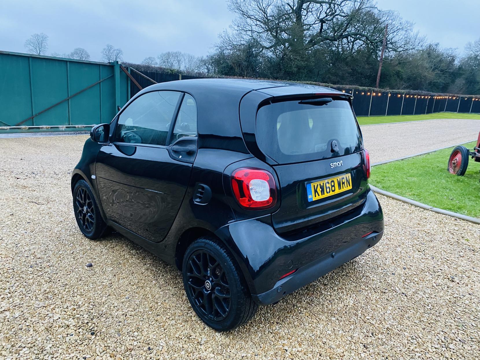 Smart fortwo 0.9T Prime (Premium) Coupe 2dr Petrol Twinamic Euro 6 (s/s) (90 ps)