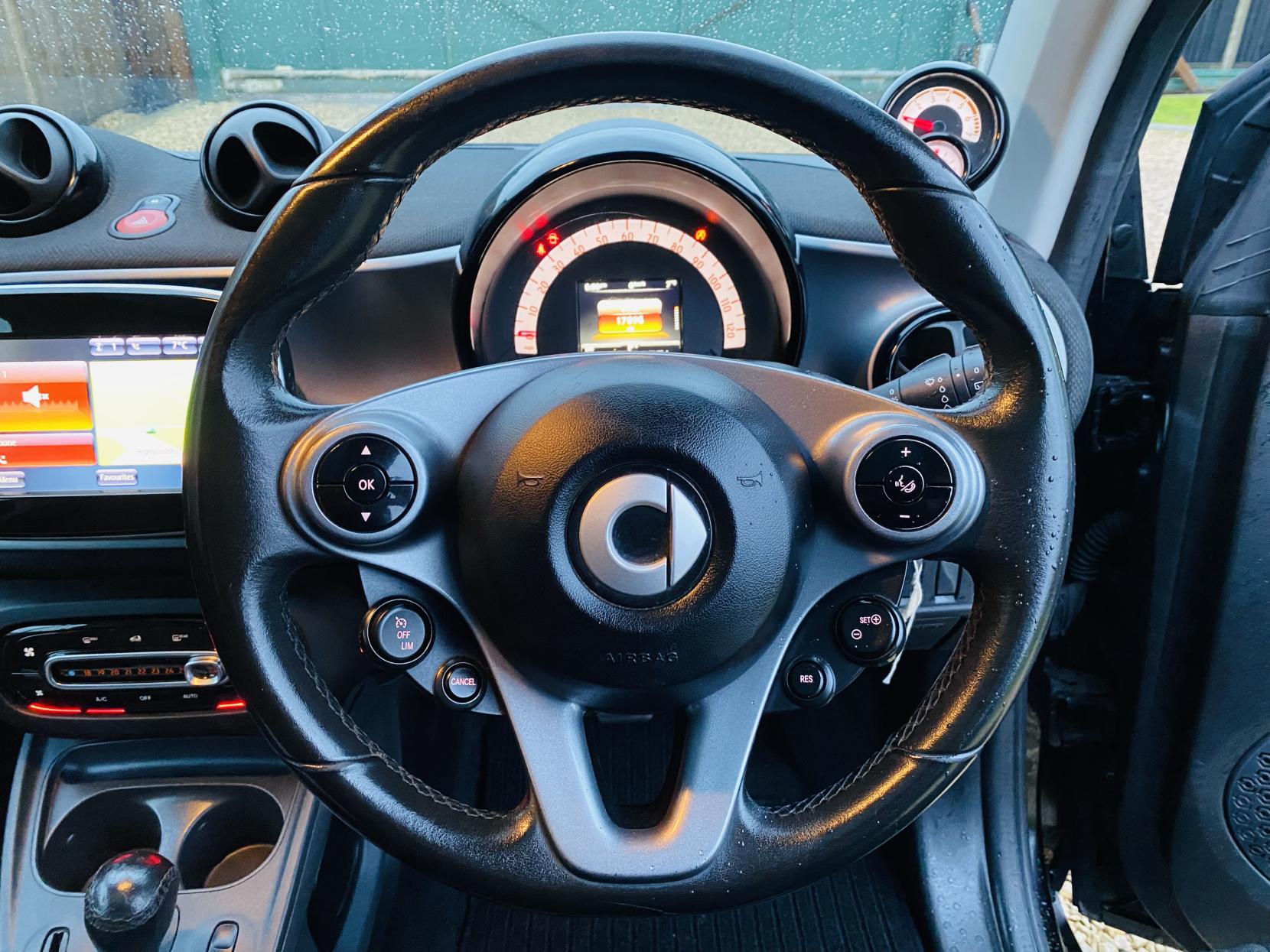 Smart fortwo 0.9T Prime (Premium) Coupe 2dr Petrol Twinamic Euro 6 (s/s) (90 ps)