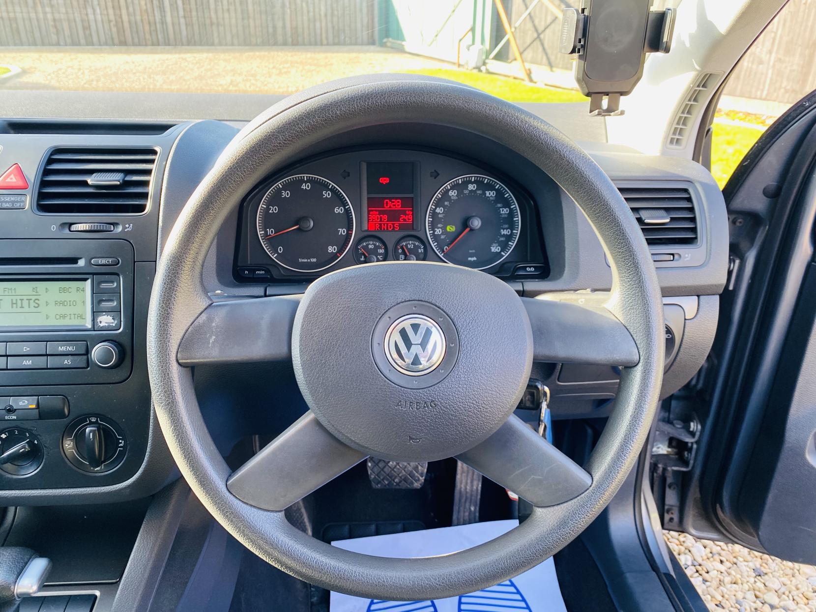 Volkswagen Golf 1.6 FSI SE Hatchback 5dr Petrol Automatic (178 g/km, 113 bhp)