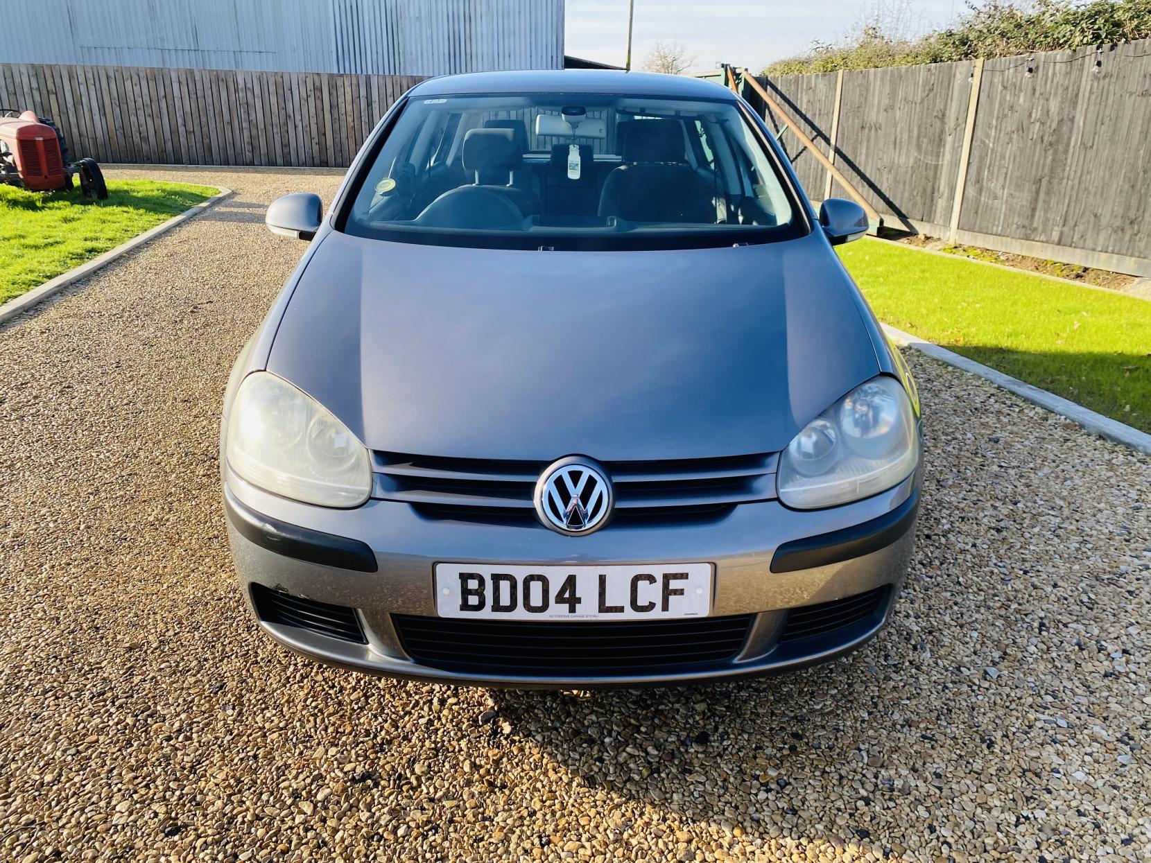 Volkswagen Golf 1.6 FSI SE Hatchback 5dr Petrol Automatic (178 g/km, 113 bhp)