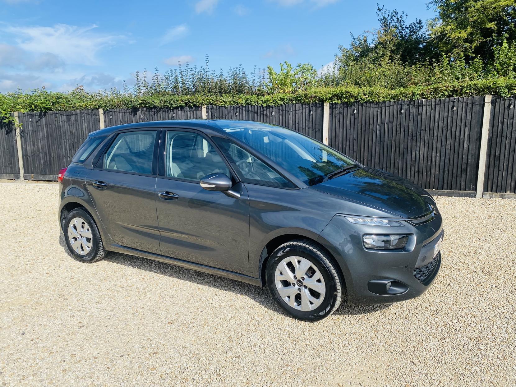 Citroen C4 Picasso 1.6 VTi VTR+ MPV 5dr Petrol Manual Euro 5 (120 ps)