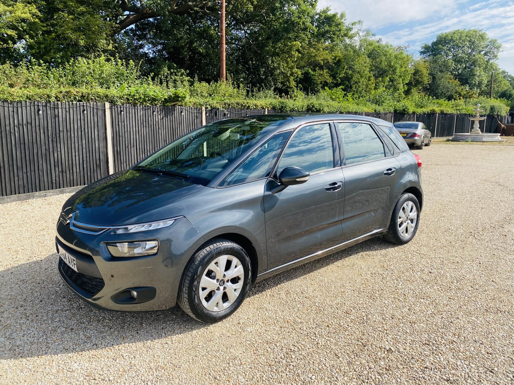 Citroen C4 Picasso 1.6 VTi VTR+ MPV 5dr Petrol Manual Euro 5 (120 ps)