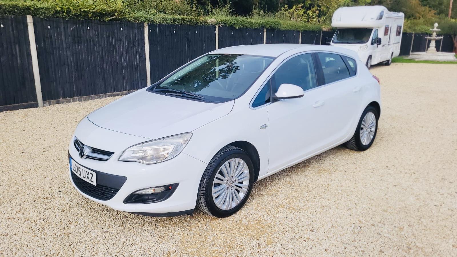 Vauxhall Astra 1.4i Excite Hatchback 5dr Petrol Manual Euro 6 (100 ps)