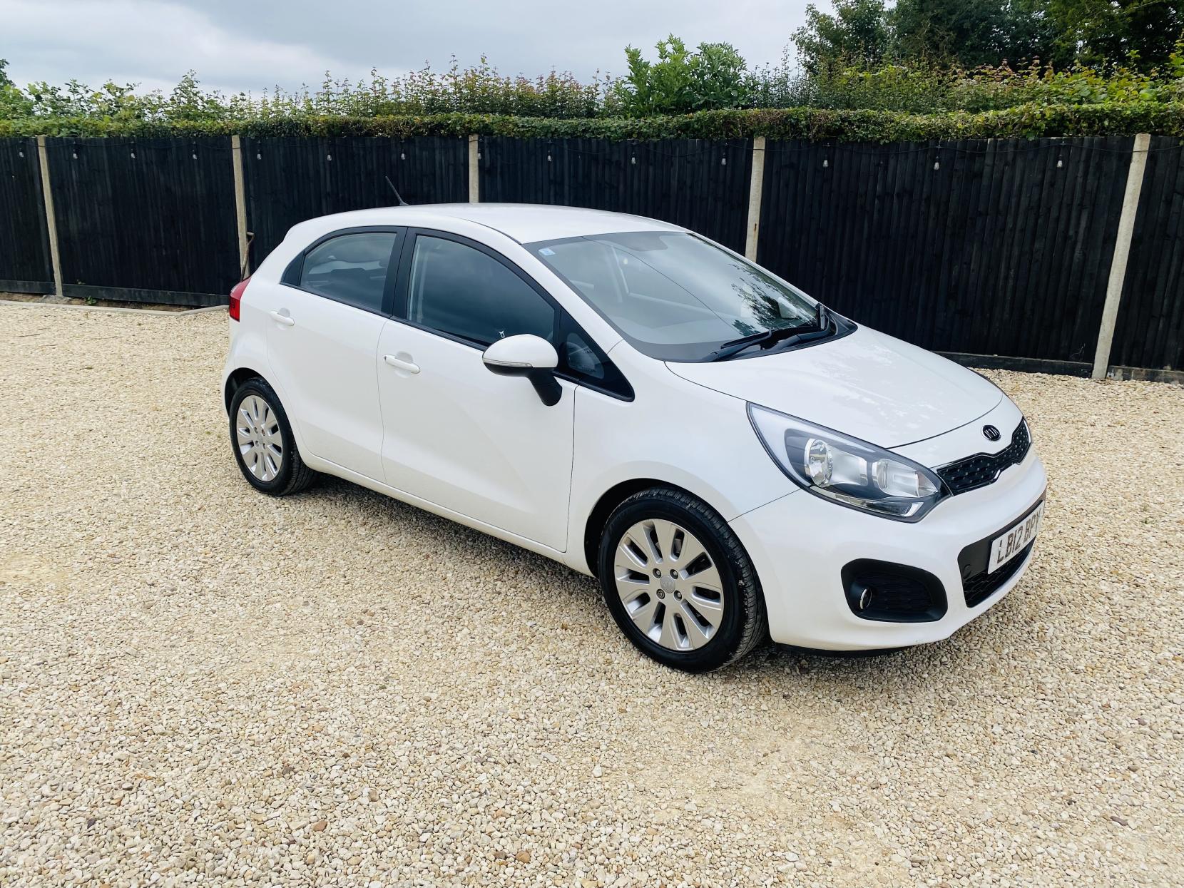 Kia Rio 1.4 2 Hatchback 5dr Petrol Auto Euro 5 (107 bhp)