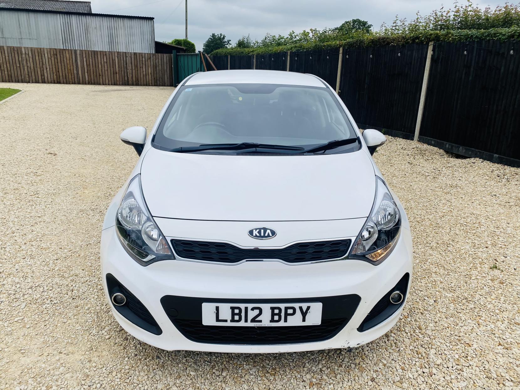 Kia Rio 1.4 2 Hatchback 5dr Petrol Auto Euro 5 (107 bhp)