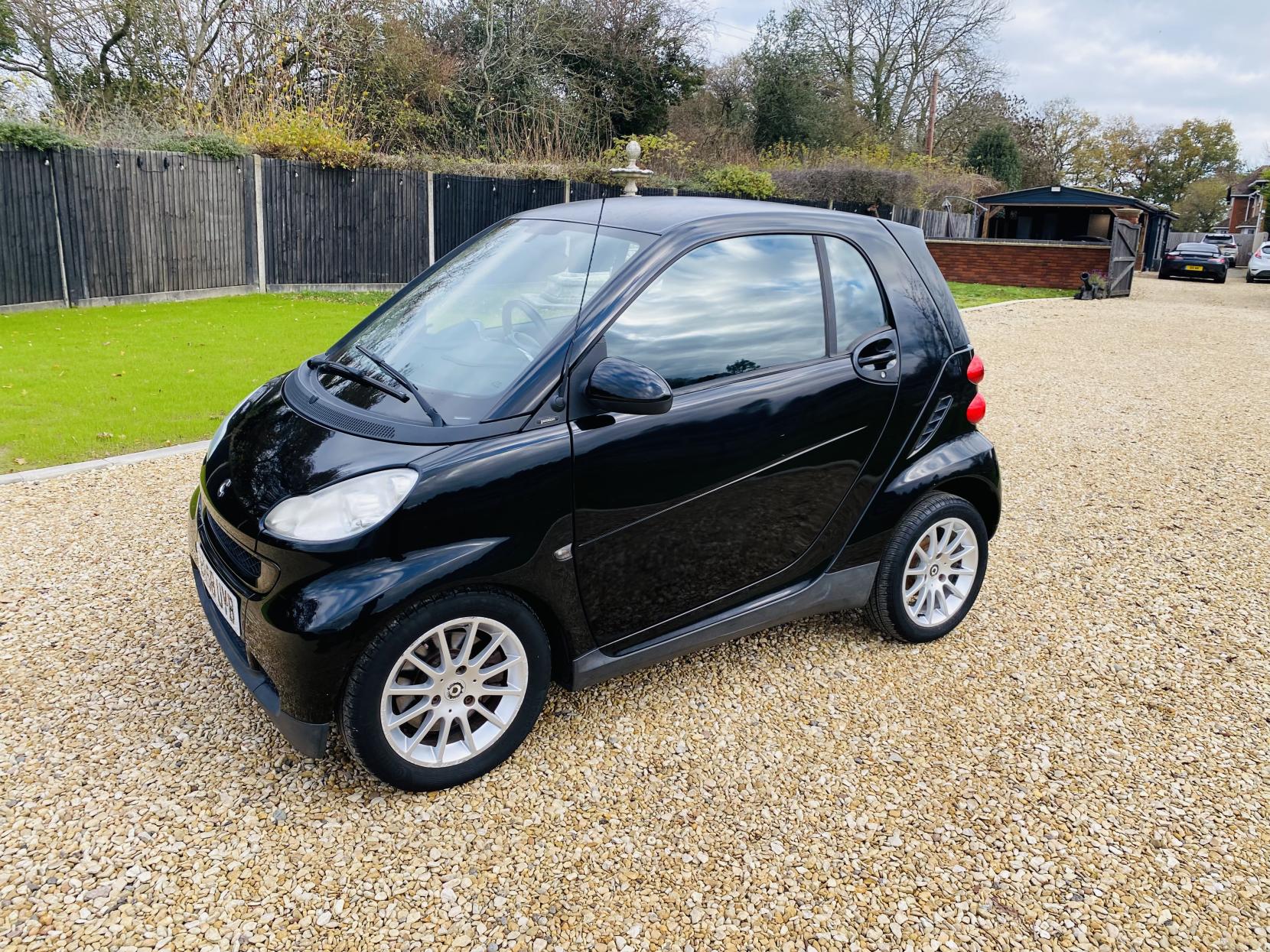 Smart fortwo 1.0 Passion Coupe 2dr Petrol Auto Euro 4 (71 bhp)
