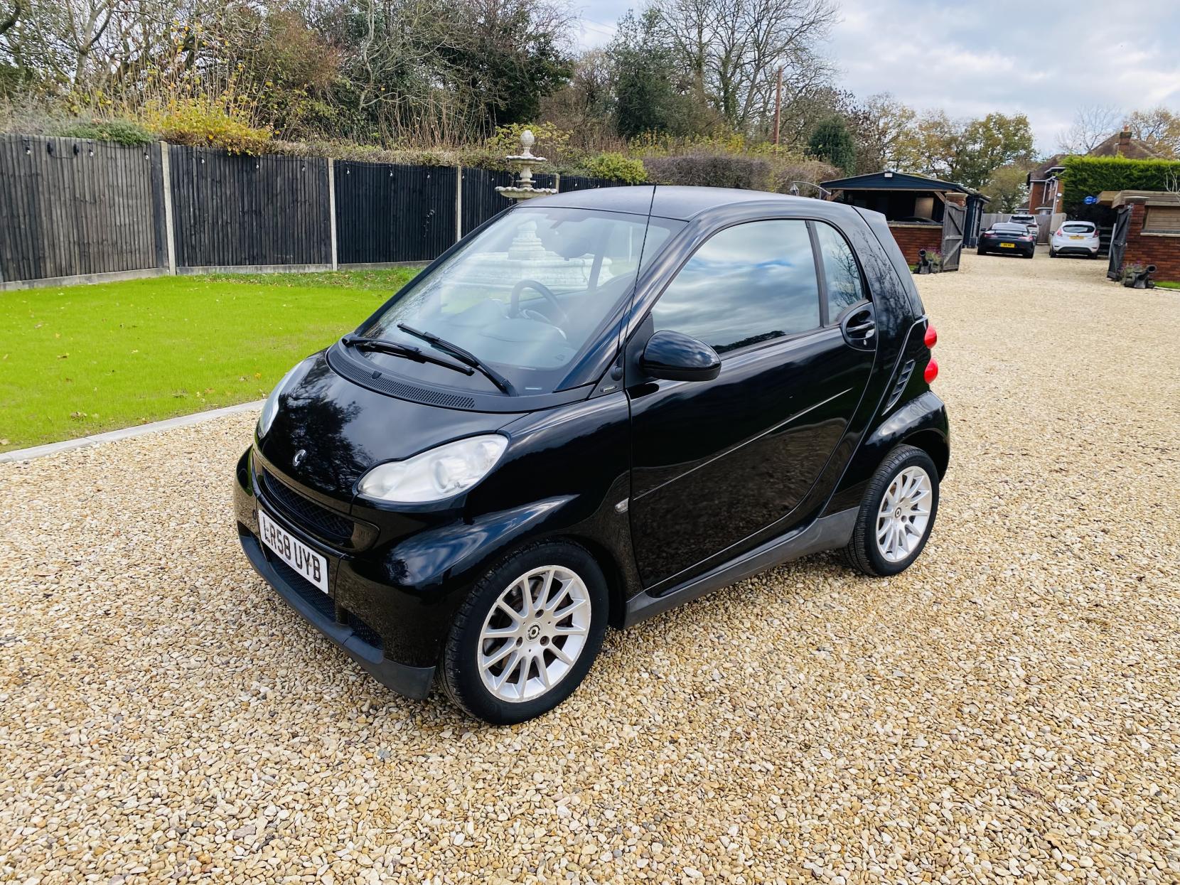 Smart fortwo 1.0 Passion Coupe 2dr Petrol Auto Euro 4 (71 bhp)