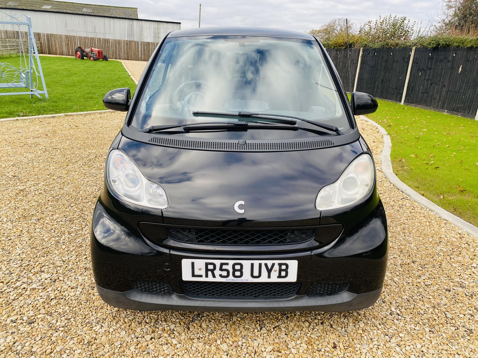 Smart fortwo 1.0 Passion Coupe 2dr Petrol Auto Euro 4 (71 bhp)
