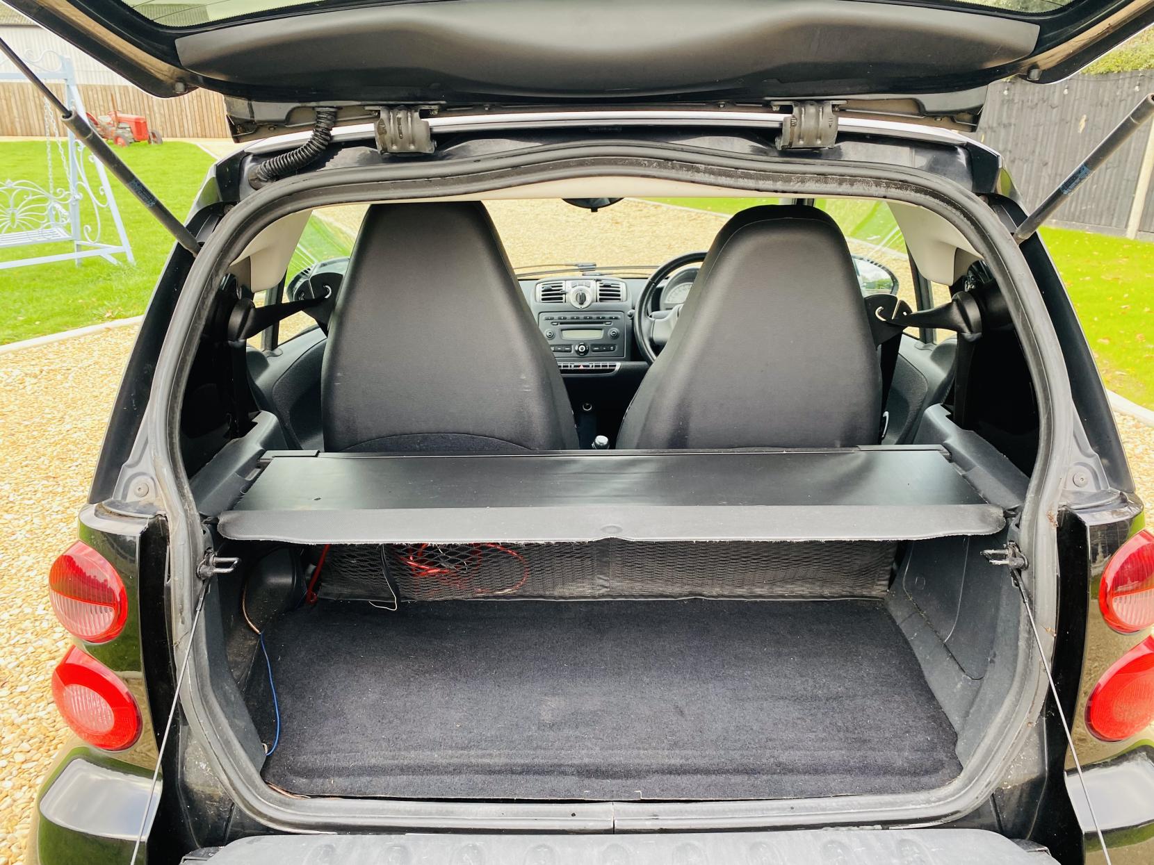 Smart fortwo 1.0 Passion Coupe 2dr Petrol Auto Euro 4 (71 bhp)