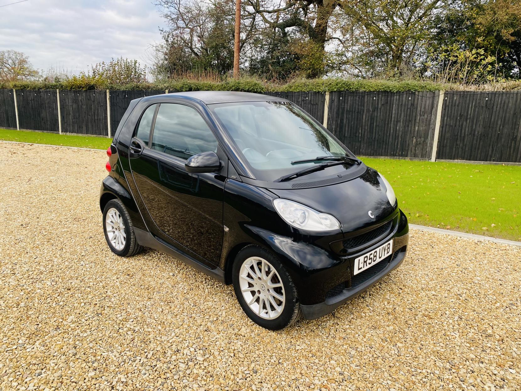 Smart fortwo 1.0 Passion Coupe 2dr Petrol Auto Euro 4 (71 bhp)