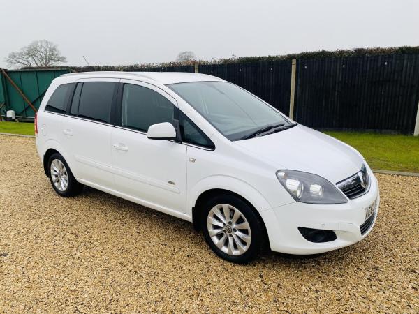Vauxhall Zafira 1.8 16V Design MPV 5dr Petrol Manual Euro 5 (SNav) (140 ps)