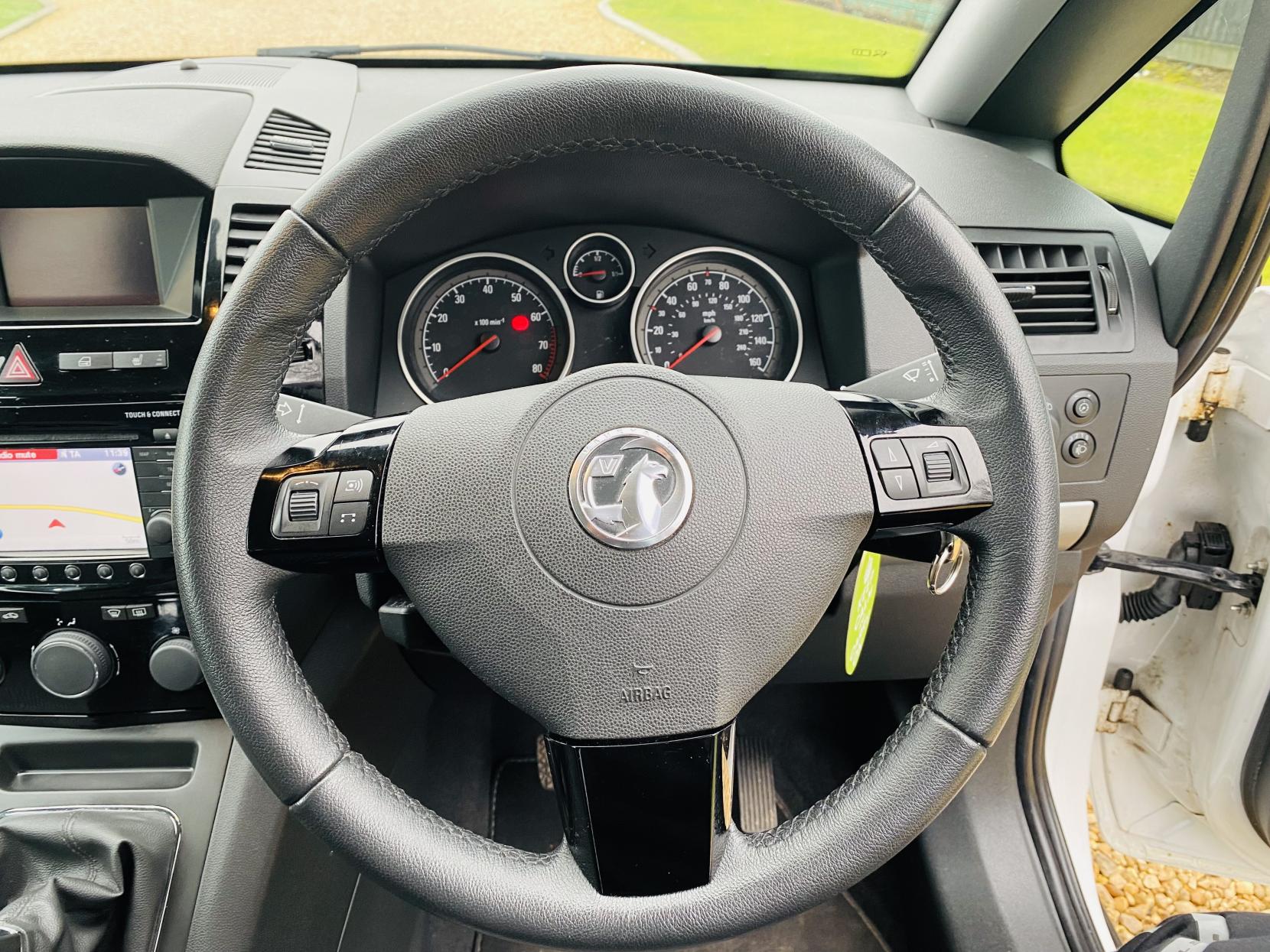 Vauxhall Zafira 1.8 16V Design MPV 5dr Petrol Manual Euro 5 (SNav) (140 ps)