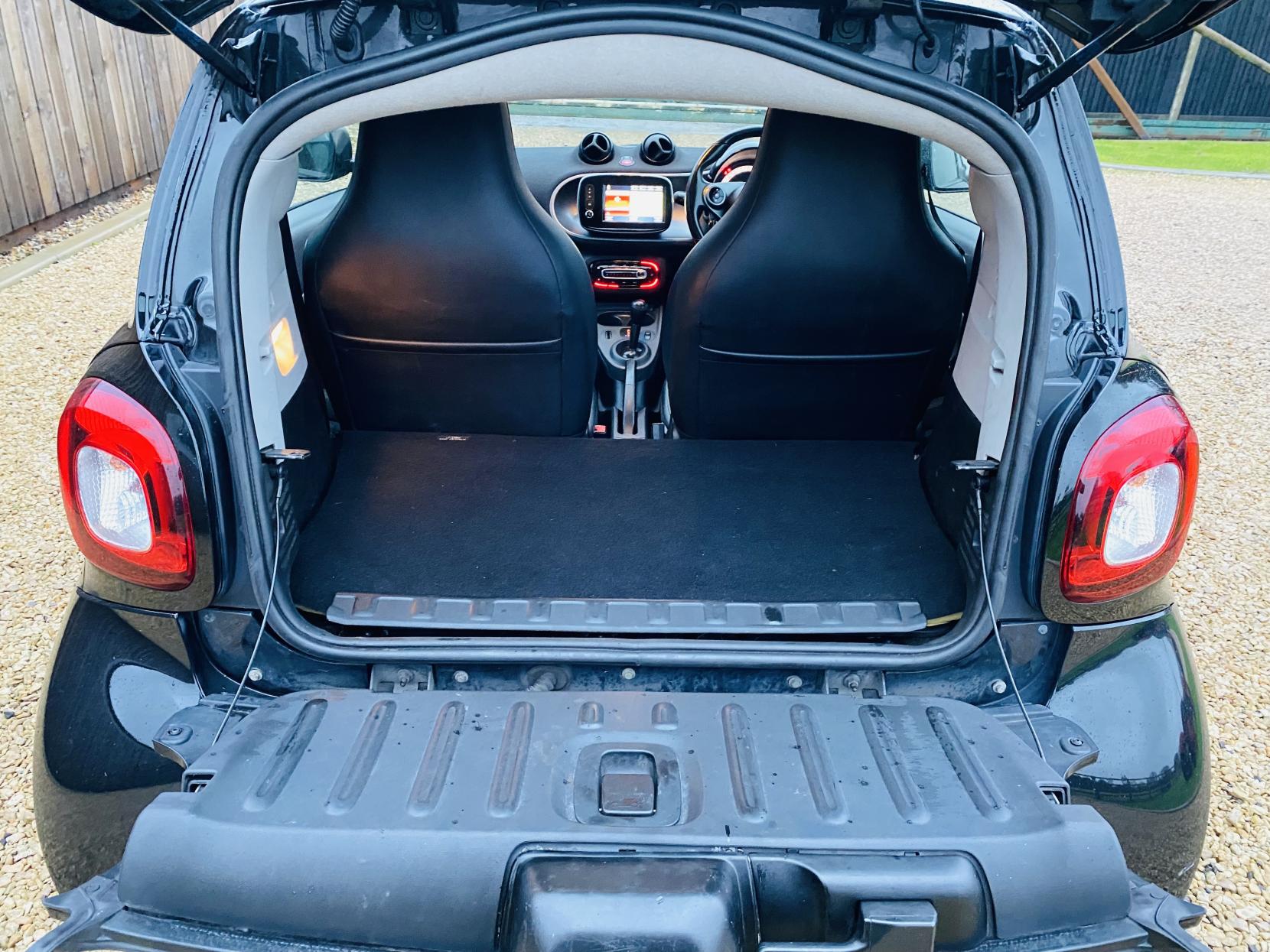 Smart fortwo 0.9T Prime (Premium) Coupe 2dr Petrol Twinamic Euro 6 (s/s) (90 ps)