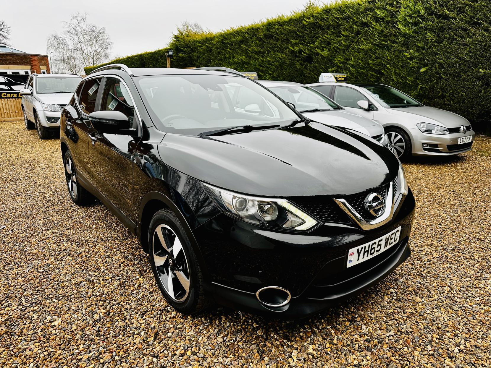 Nissan Qashqai 1.2 DIG-T n-tec+ SUV 5dr Petrol XTRON 2WD Euro 6 (s/s) (115 ps)