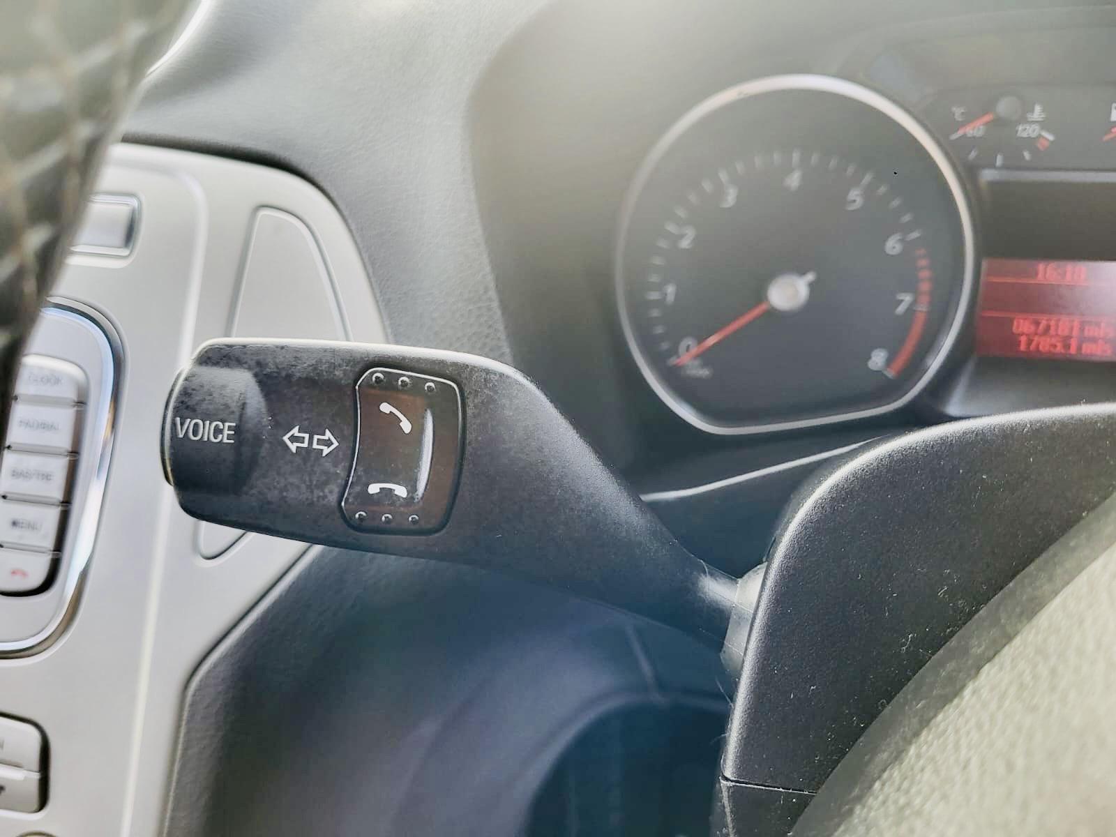 Ford Mondeo 2.0 Zetec Hatchback 5dr Petrol Manual (189 g/km, 143 bhp)