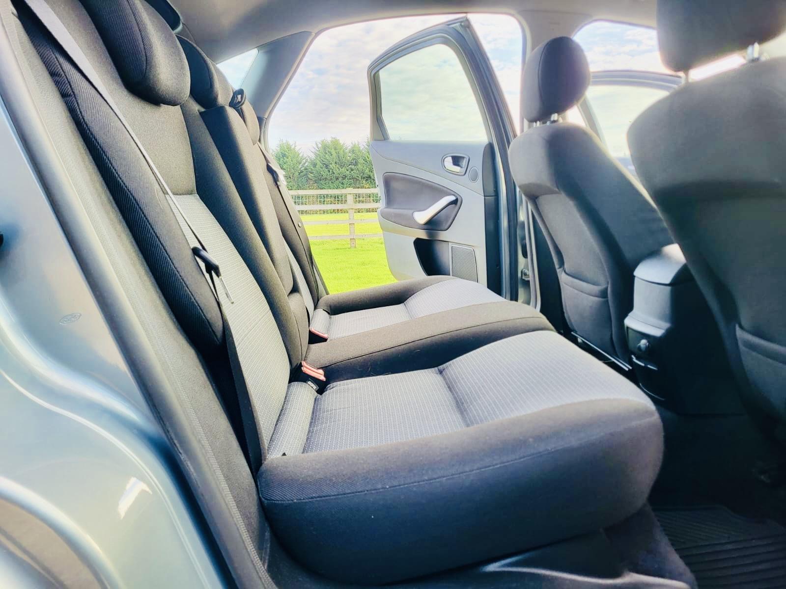 Ford Mondeo 2.0 Zetec Hatchback 5dr Petrol Manual (189 g/km, 143 bhp)