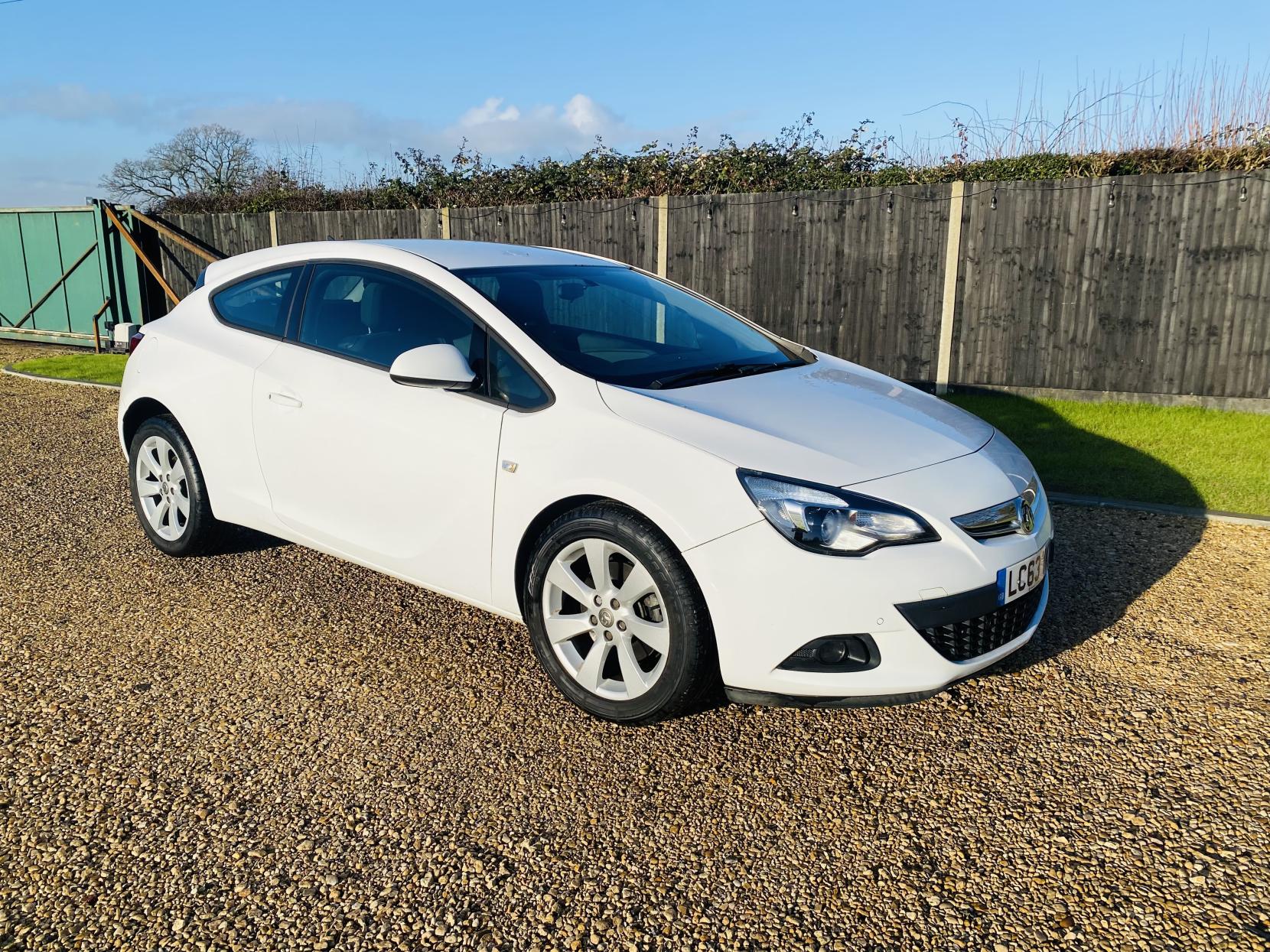 Vauxhall Astra GTC 1.4T 16V Sport Coupe 3dr Petrol Manual Euro 5 (s/s) (120 ps)