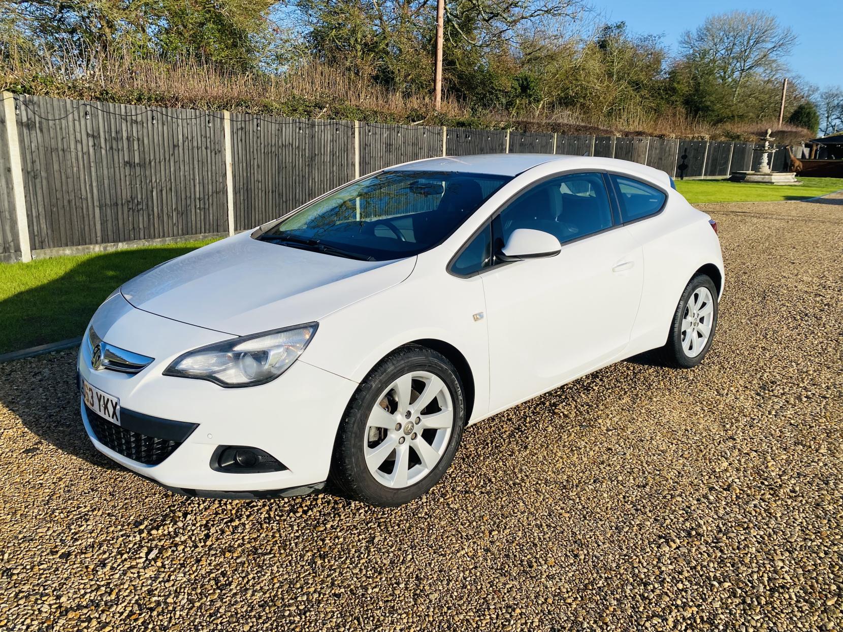 Vauxhall Astra GTC 1.4T 16V Sport Coupe 3dr Petrol Manual Euro 5 (s/s) (120 ps)