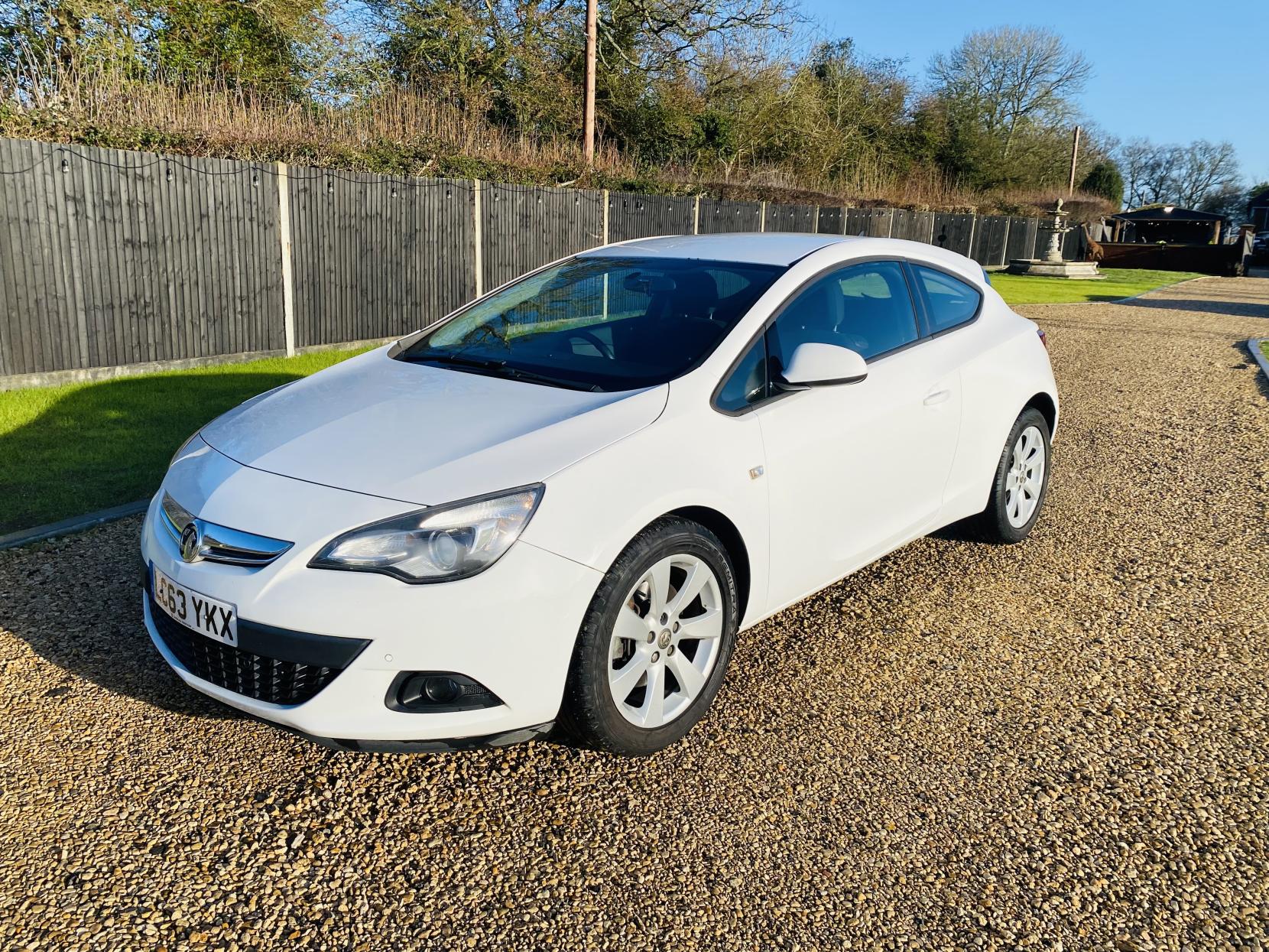 Vauxhall Astra GTC 1.4T 16V Sport Coupe 3dr Petrol Manual Euro 5 (s/s) (120 ps)