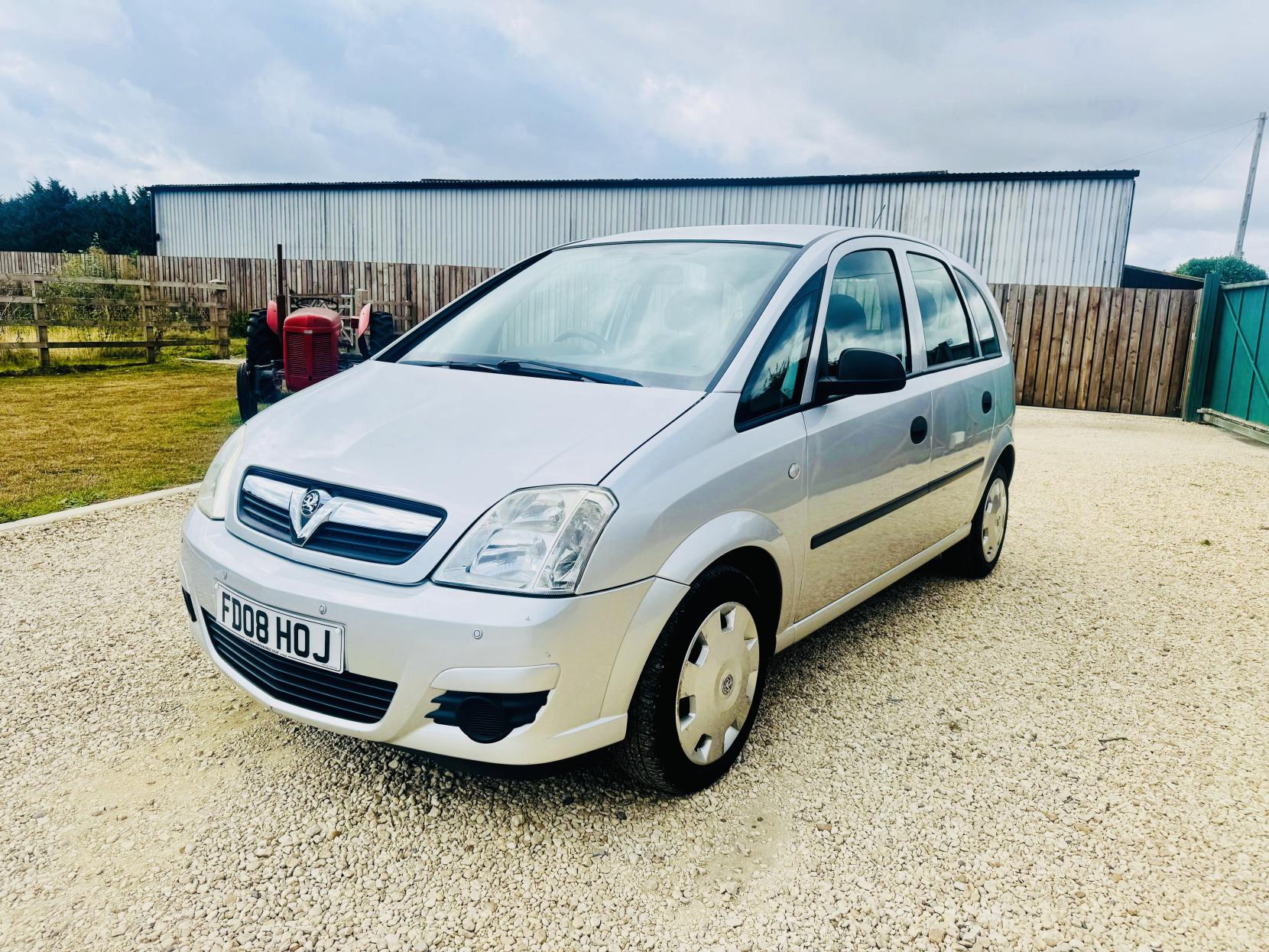 Vauxhall Meriva 1.6i 16v Life MPV 5dr Petrol Easytronic (159 g/km, 104 bhp)