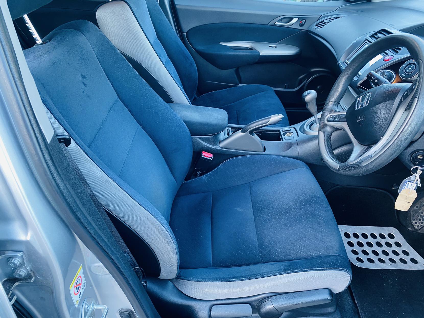 Honda Civic 1.8 i-VTEC SE Hatchback 5dr Petrol Manual (152 g/km, 138 bhp)