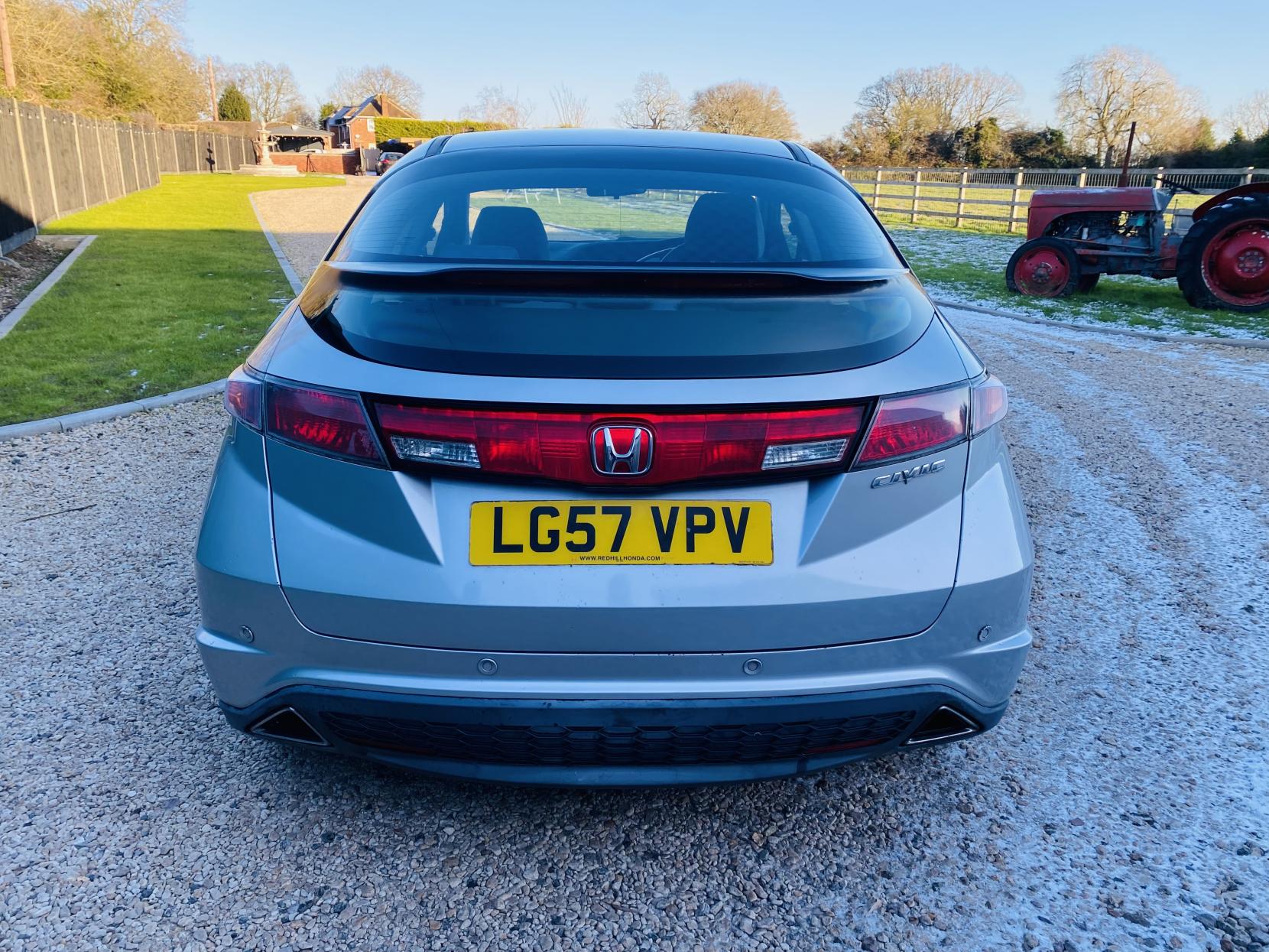 Honda Civic 1.8 i-VTEC SE Hatchback 5dr Petrol Manual (152 g/km, 138 bhp)