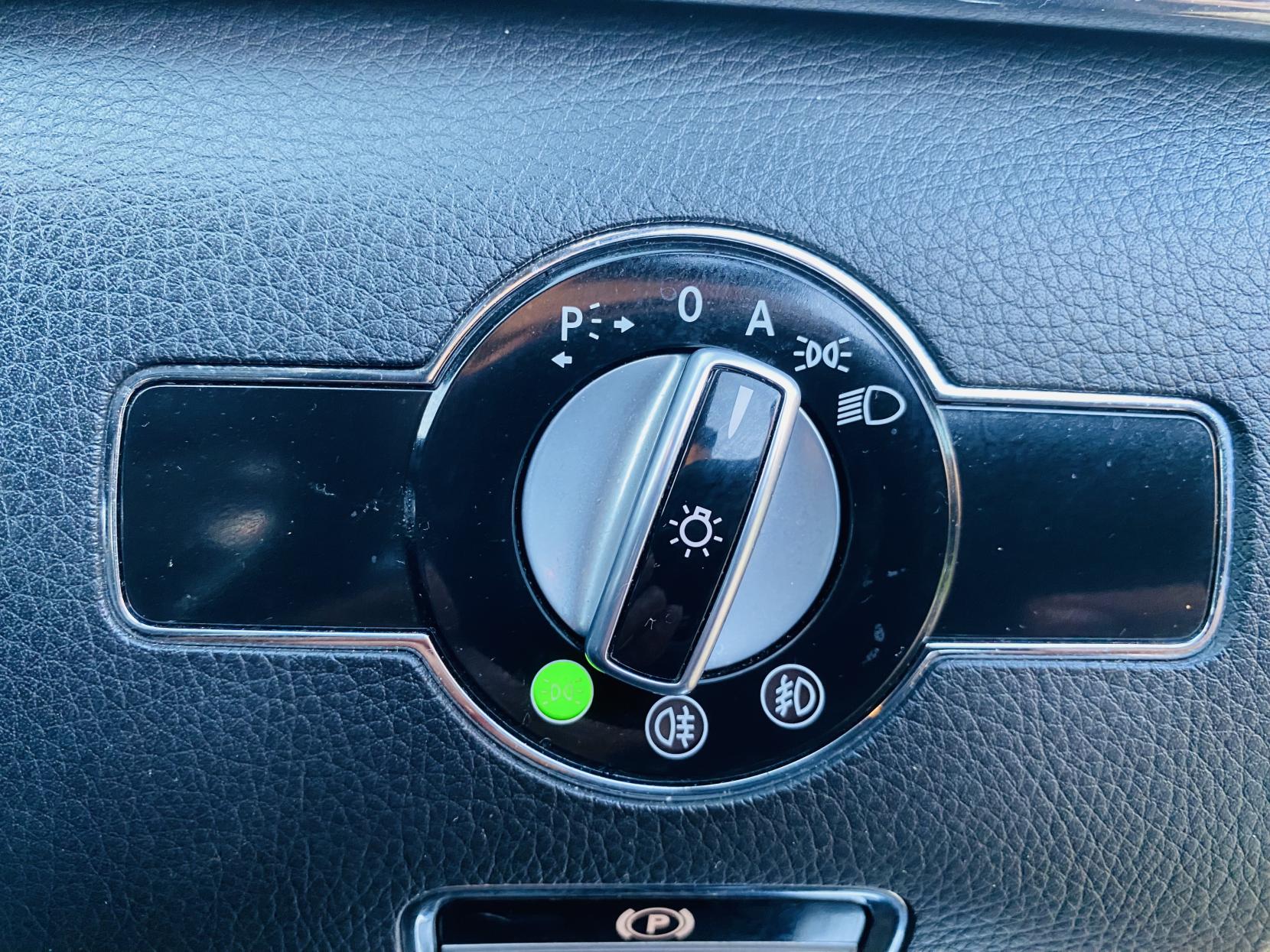 Mercedes-Benz S Class 3.0 S320 CDI V6 Saloon 4dr Diesel G-Tronic Euro 4 (231 ps)