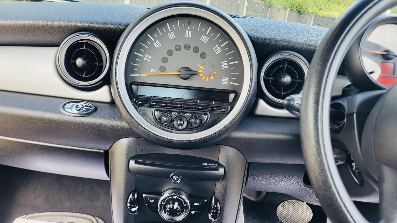 MINI Convertible 1.6 Cooper Convertible 2dr Petrol Auto Euro 6 (122 ps)