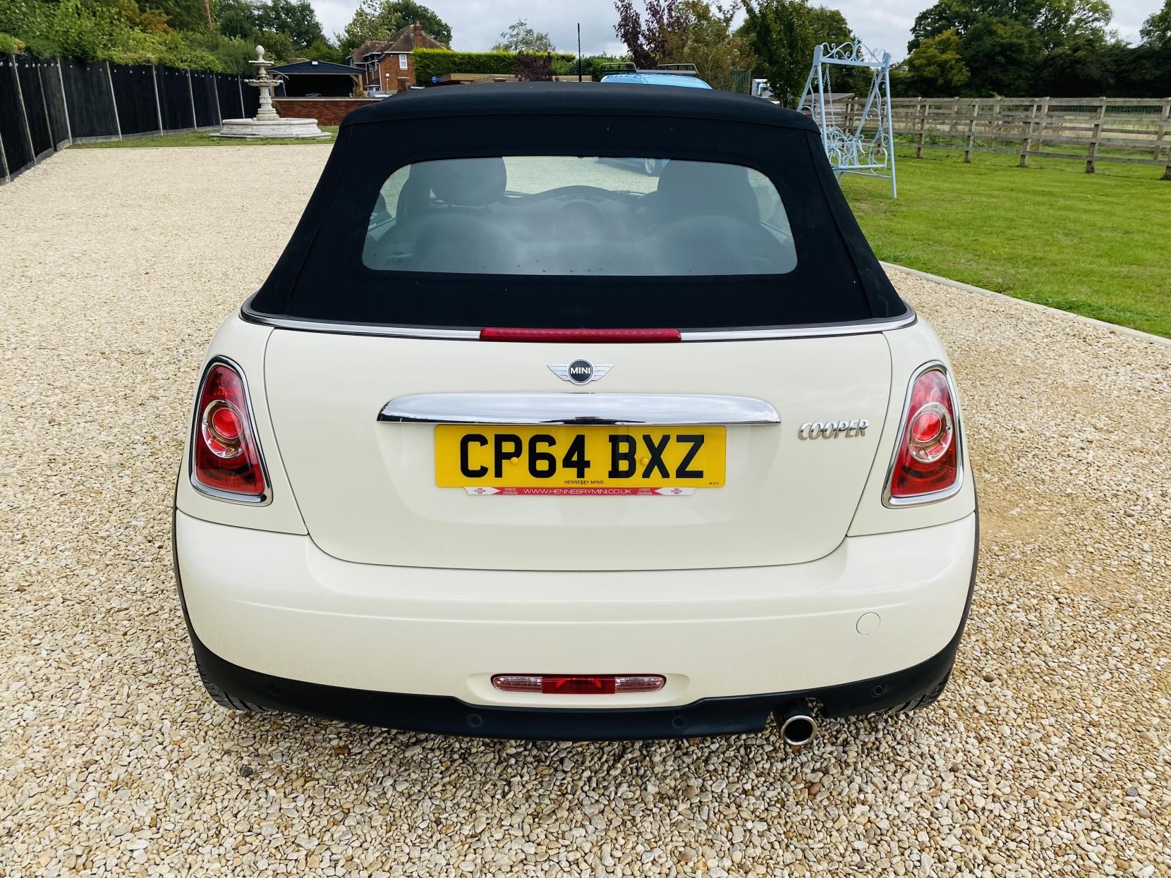 MINI Convertible 1.6 Cooper Convertible 2dr Petrol Auto Euro 6 (122 ps)
