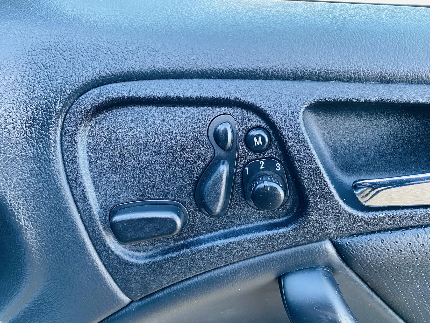 Mercedes-Benz CLC Class 2.1 CLC220 CDI Sport Coupe 3dr Diesel Auto Euro 4 (150 ps)