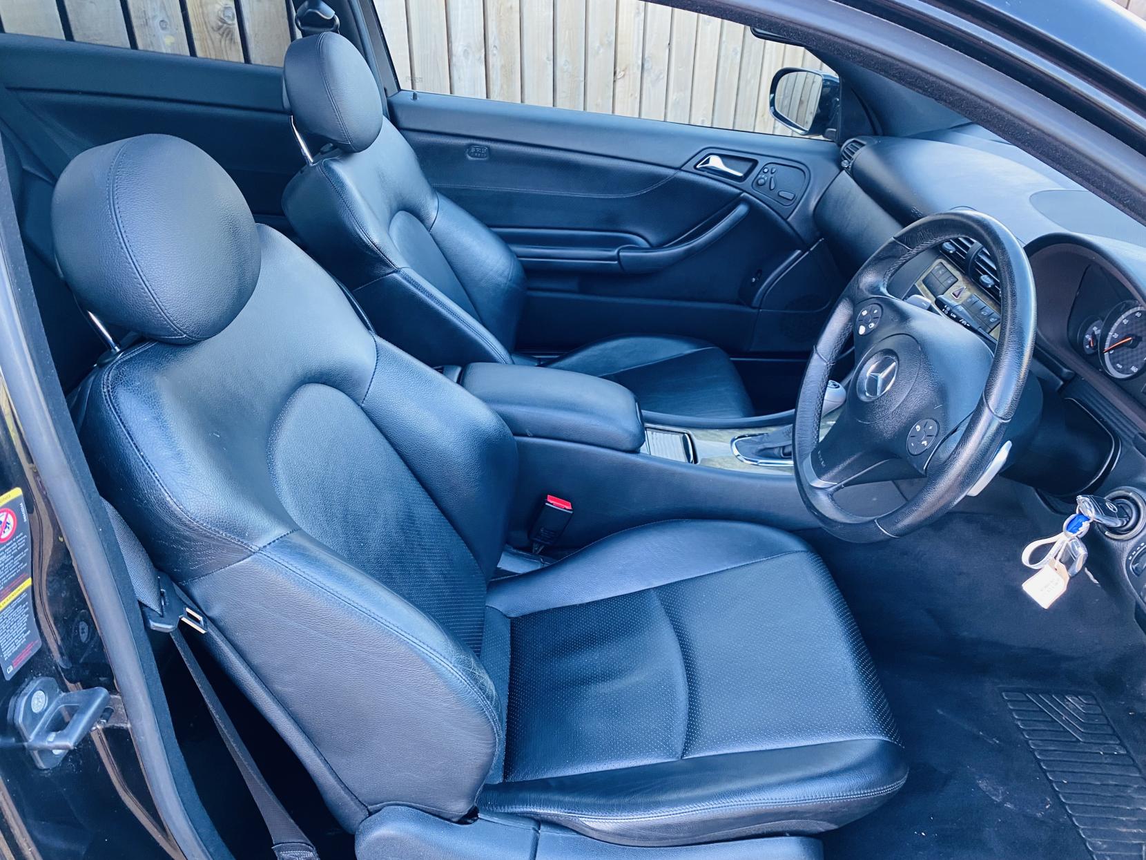 Mercedes-Benz CLC Class 2.1 CLC220 CDI Sport Coupe 3dr Diesel Auto Euro 4 (150 ps)