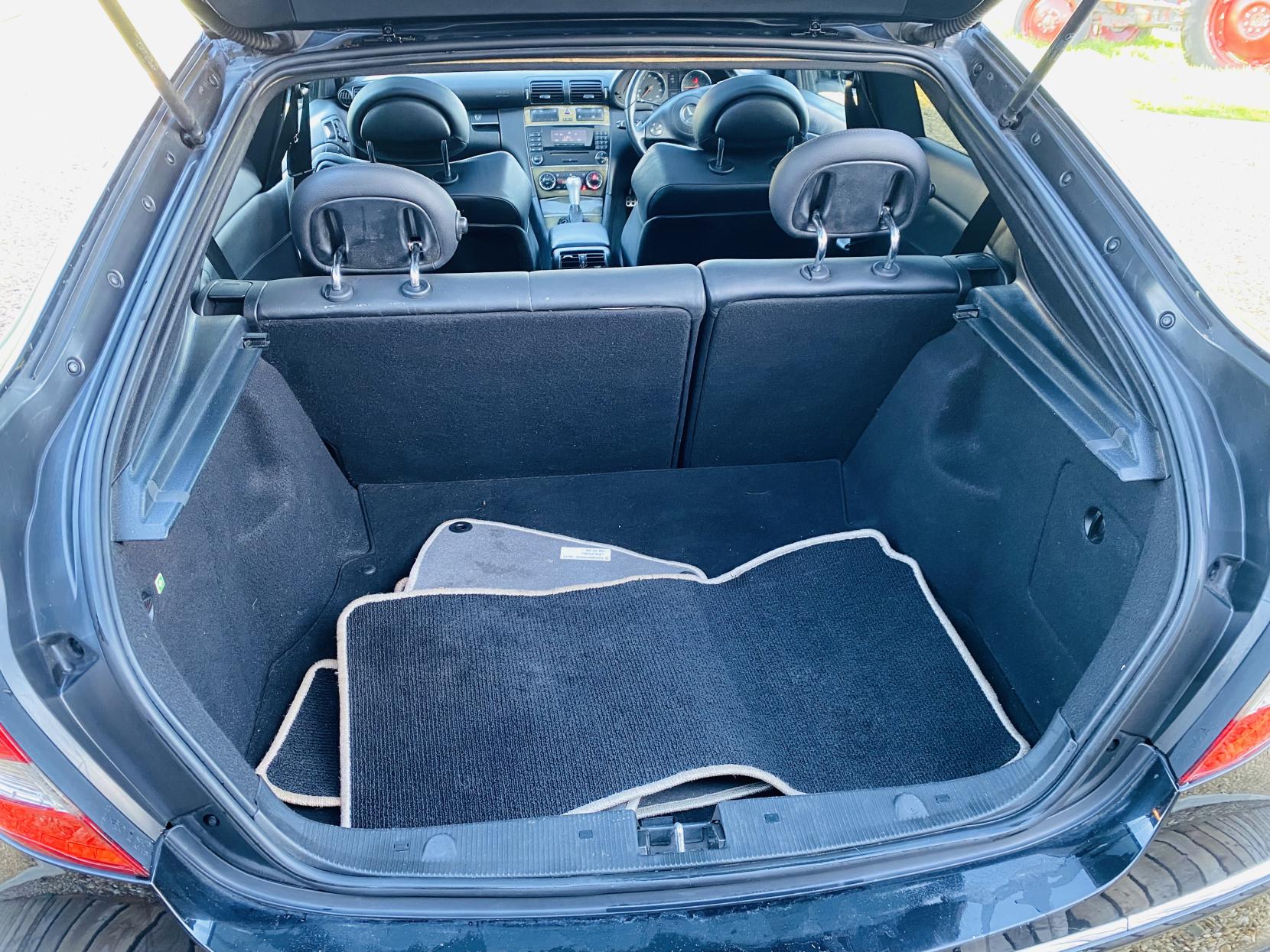 Mercedes-Benz CLC Class 2.1 CLC220 CDI Sport Coupe 3dr Diesel Auto Euro 4 (150 ps)