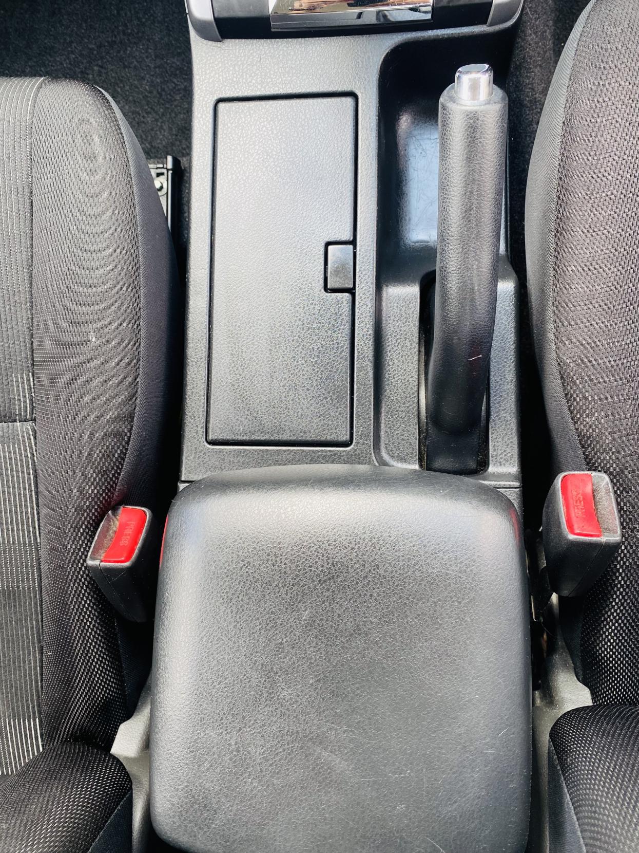 Suzuki Grand Vitara 1.6 VVT SZ3 SUV 3dr Petrol Manual 4WD Euro 5 (106 ps)