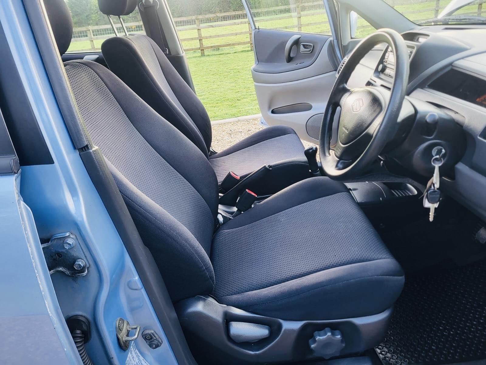 Suzuki Liana 1.6 GL Hatchback 5dr Petrol Manual (171 g/km, 101 bhp)