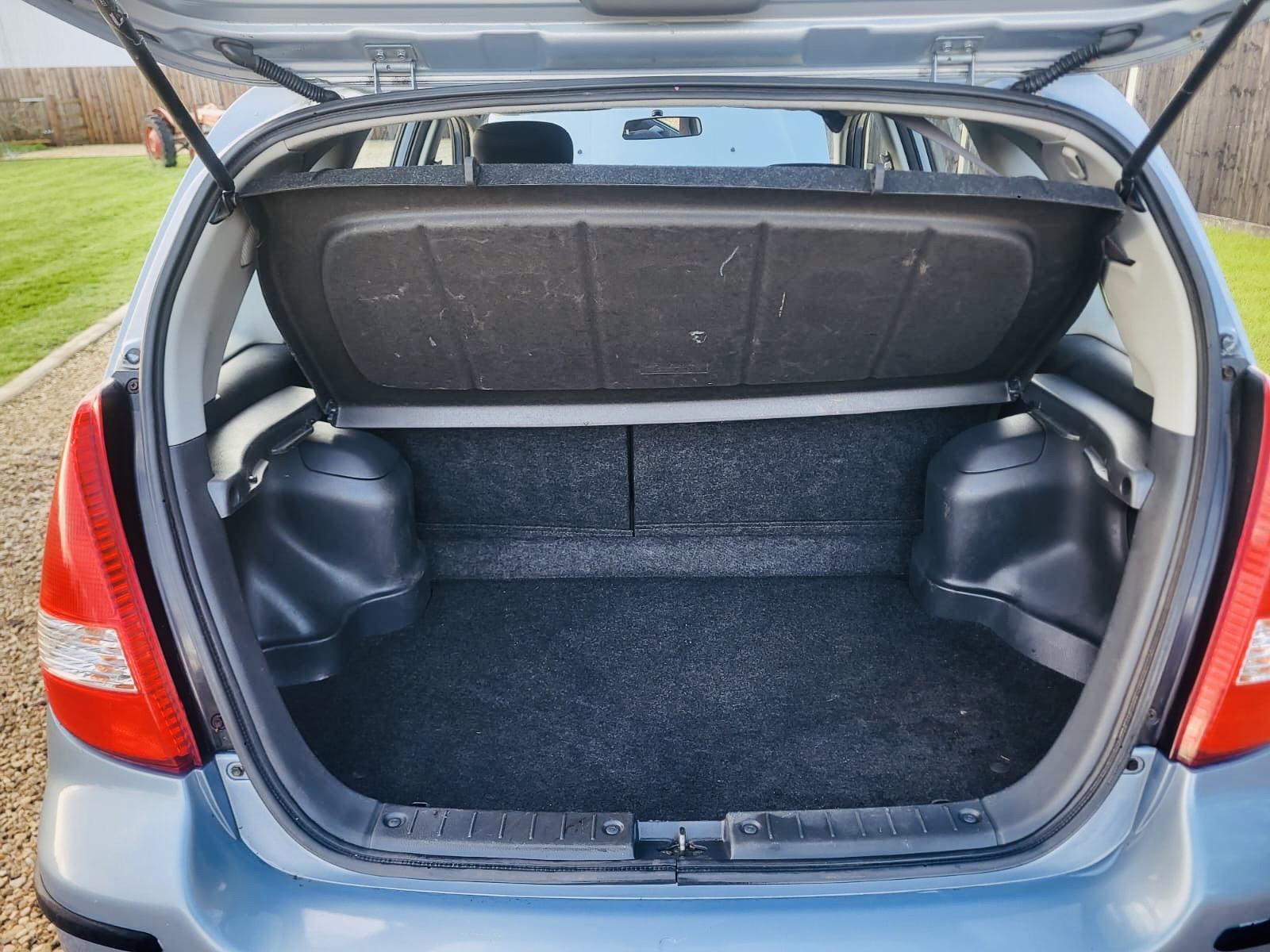 Suzuki Liana 1.6 GL Hatchback 5dr Petrol Manual (171 g/km, 101 bhp)