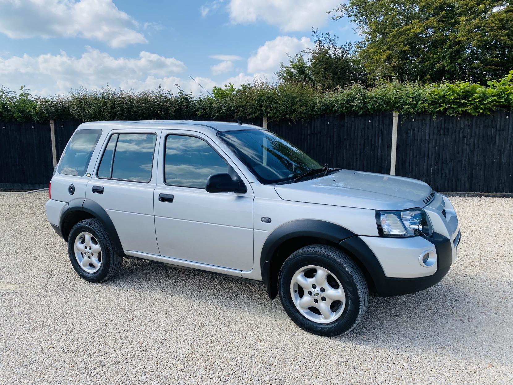 Land Rover Freelander 2.0 TD4 Adventurer SUV 5dr Diesel Manual (205 g/km, 110 bhp)