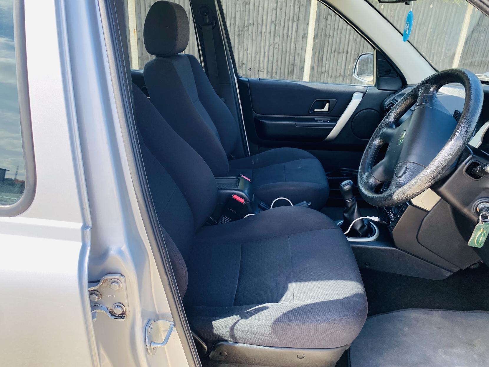 Land Rover Freelander 2.0 TD4 Adventurer SUV 5dr Diesel Manual (205 g/km, 110 bhp)